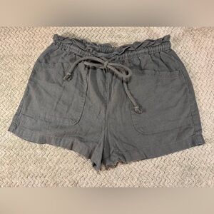 Universal Thread High Waist Green Women's Shorts